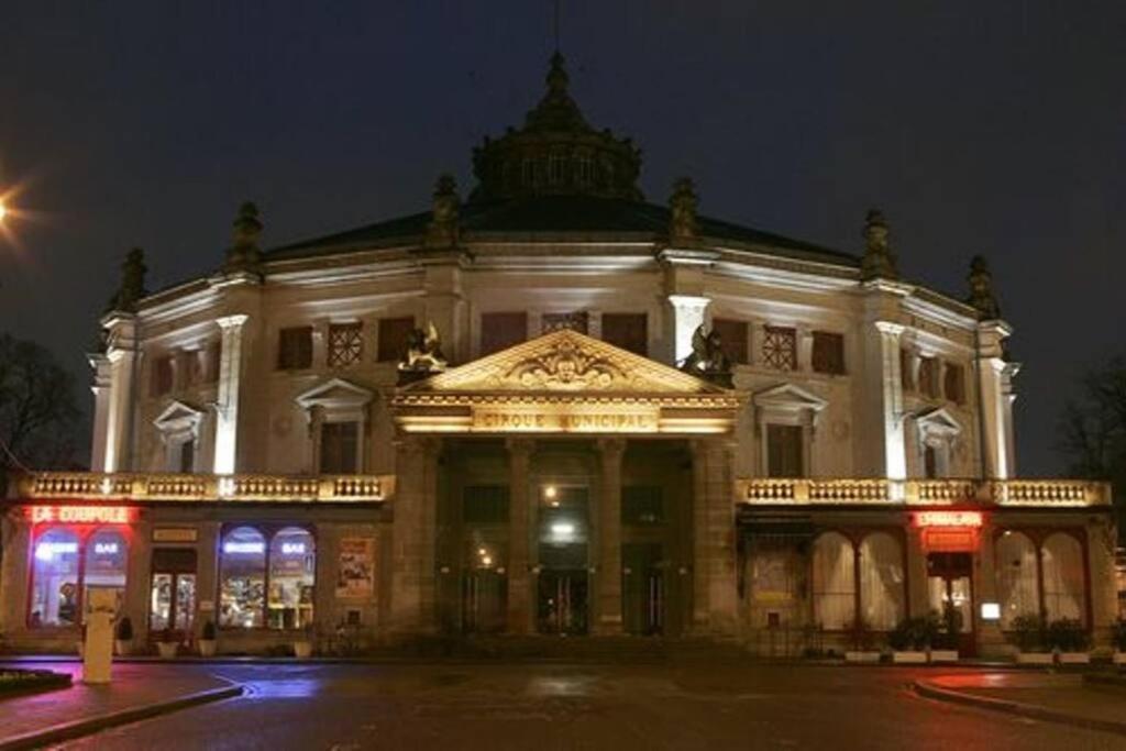 Appartement Spacieux Hyper Centre Ville Proximite Immediate Cathedrale, Musee De Picardie, Coliseum Amiens Buitenkant foto